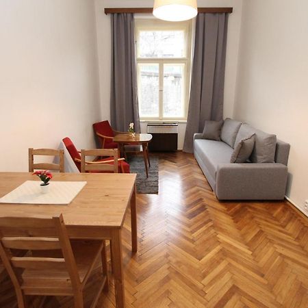 Zizka Home Apartments Прага Экстерьер фото