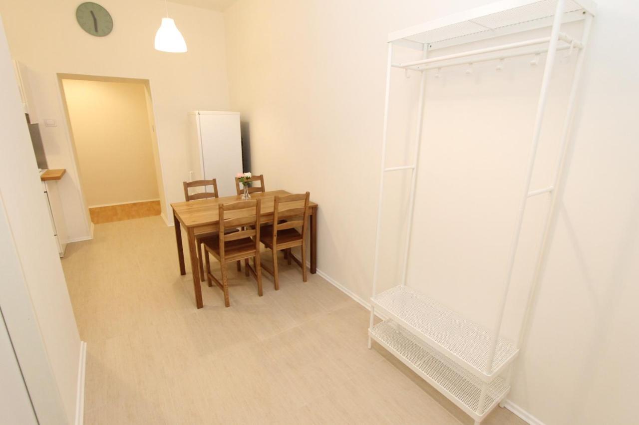 Zizka Home Apartments Прага Экстерьер фото