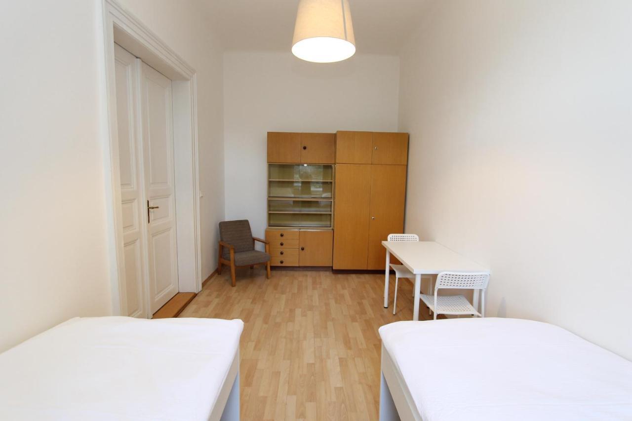 Zizka Home Apartments Прага Экстерьер фото