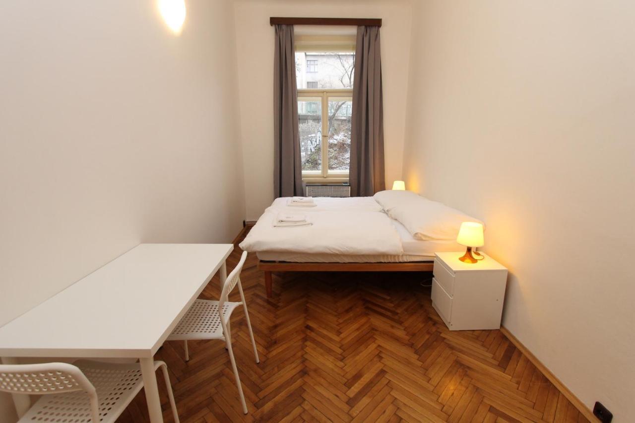 Zizka Home Apartments Прага Экстерьер фото
