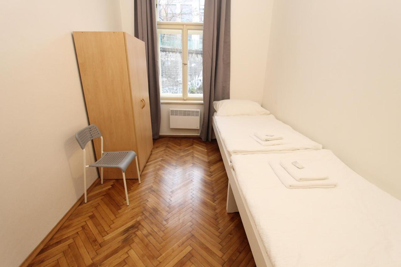 Zizka Home Apartments Прага Экстерьер фото