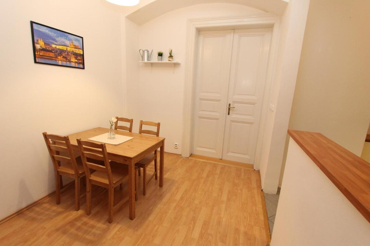 Zizka Home Apartments Прага Экстерьер фото