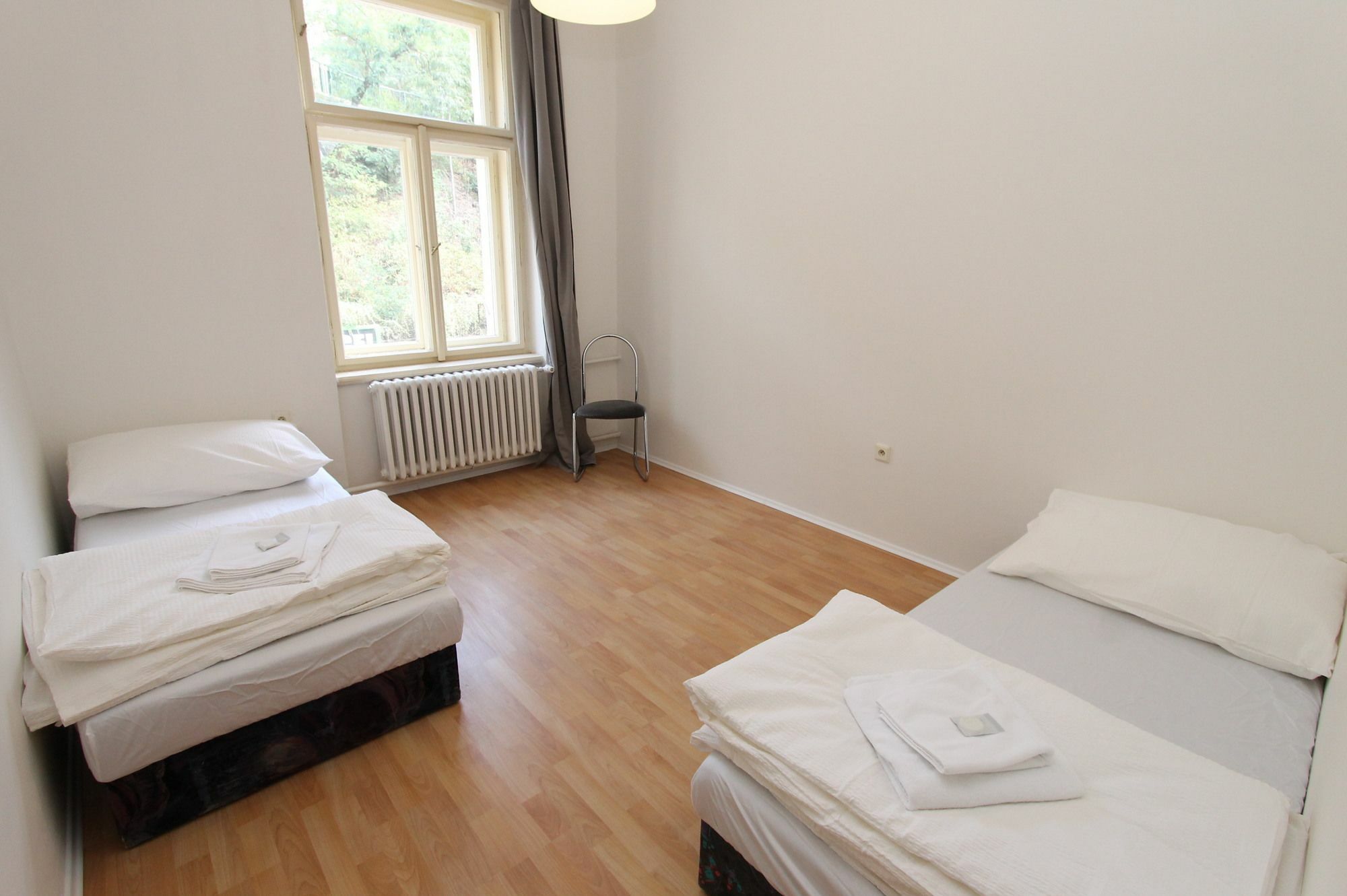 Zizka Home Apartments Прага Экстерьер фото