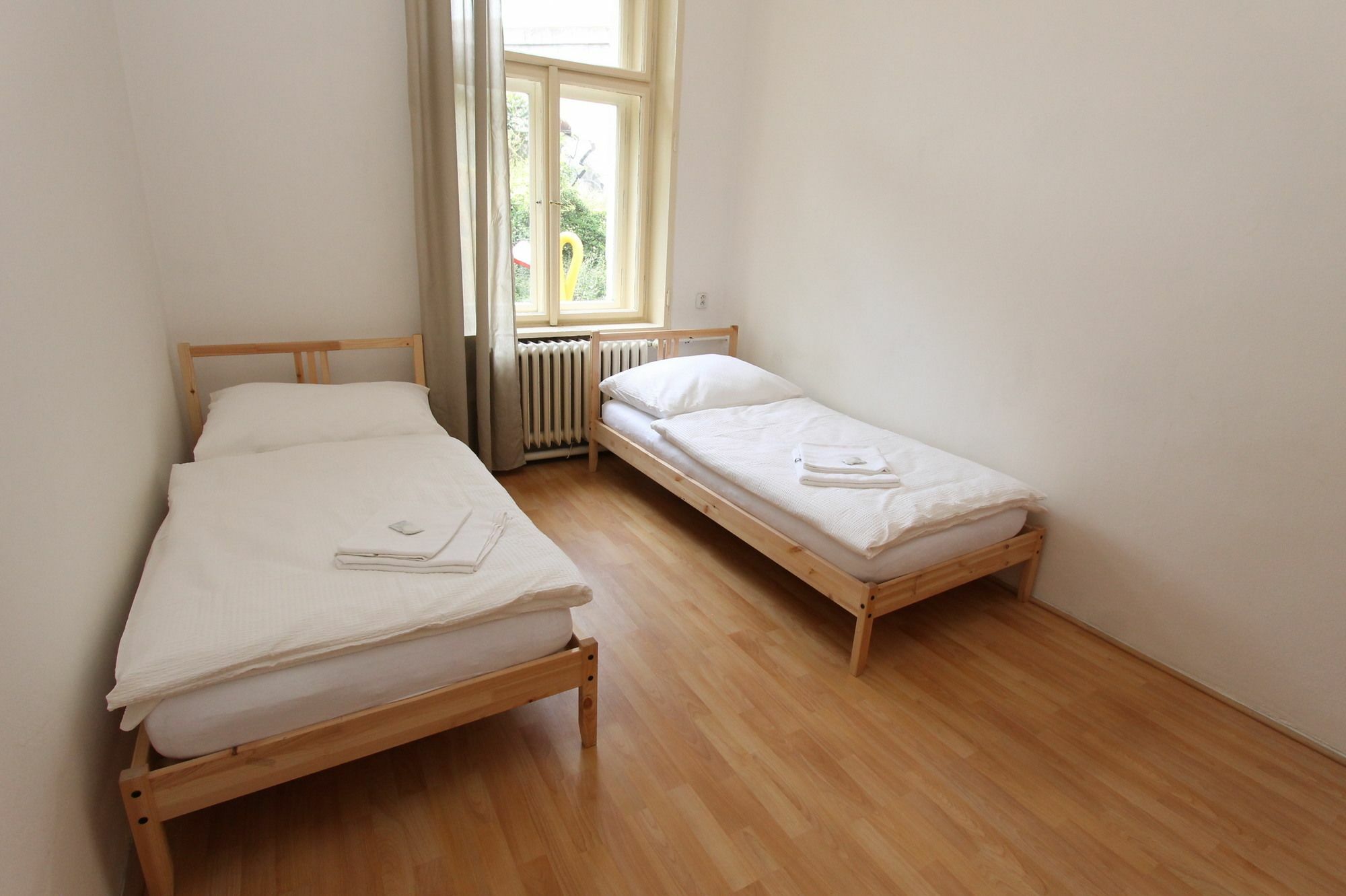 Zizka Home Apartments Прага Экстерьер фото