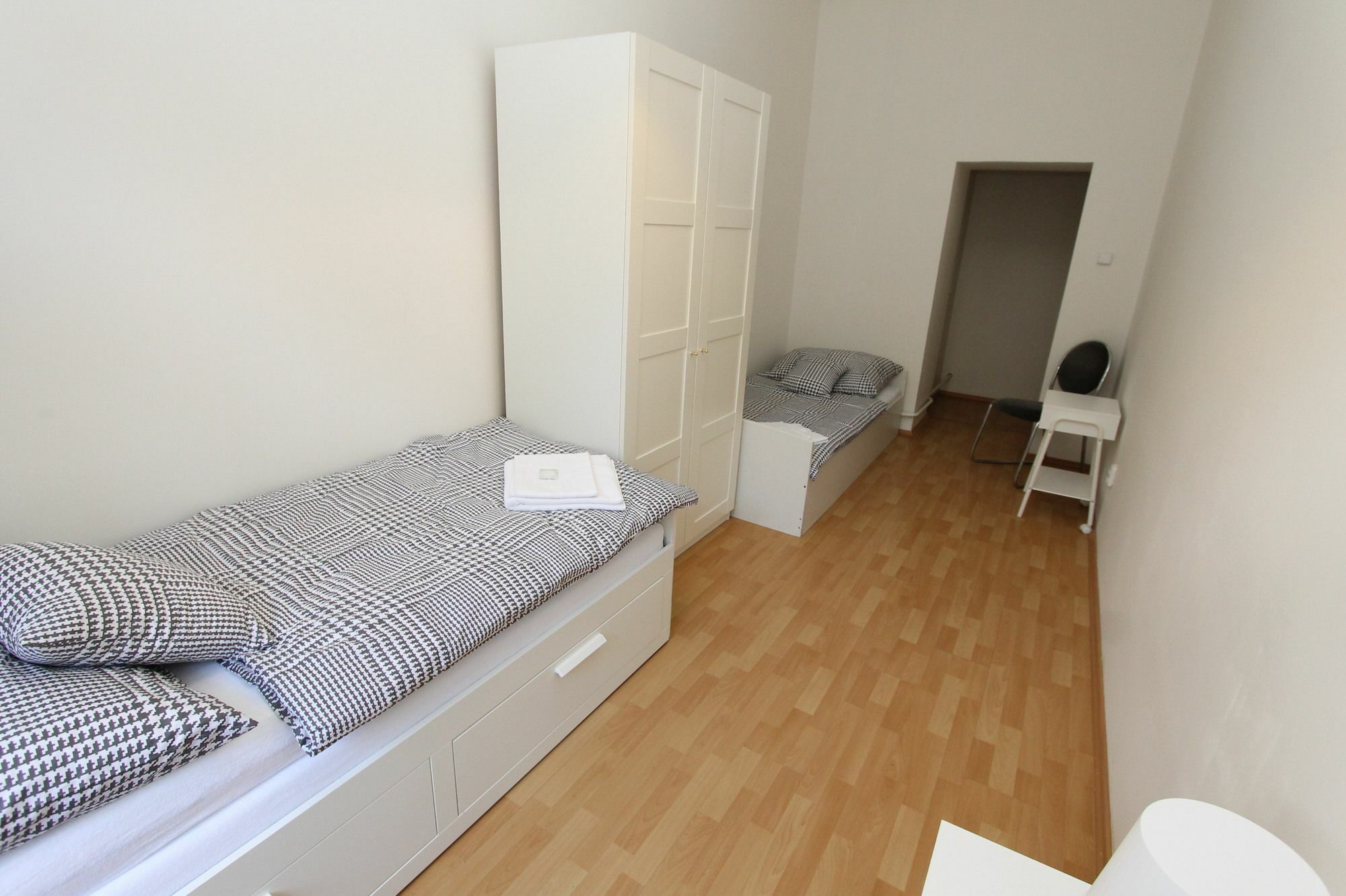 Zizka Home Apartments Прага Экстерьер фото
